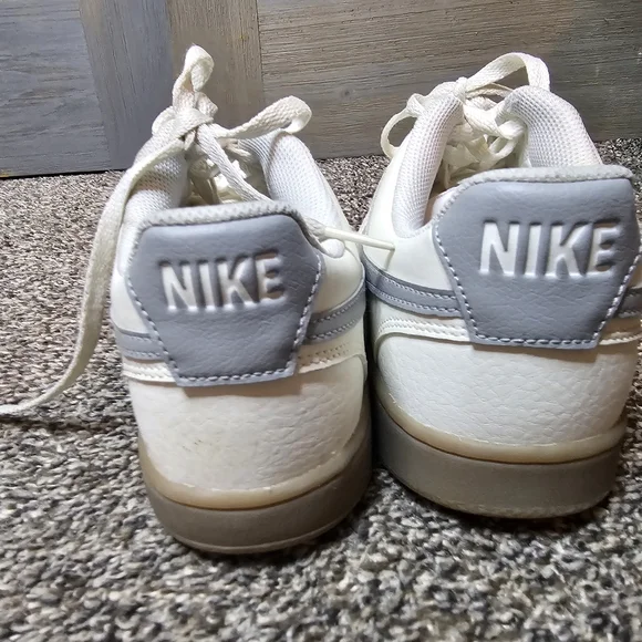 NIKE Court Vision Low Mens Trainers sz 9 - Picture 4 of 5